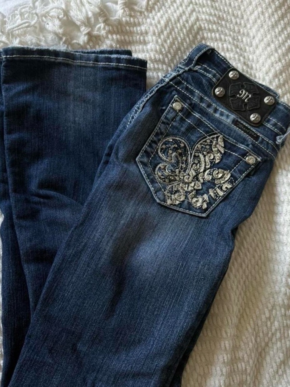 Miss Me Y2K Bootcut Jeans Size 25 – Embellished Pocket